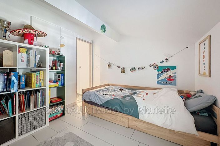 Image No.15-2 Bed House for sale