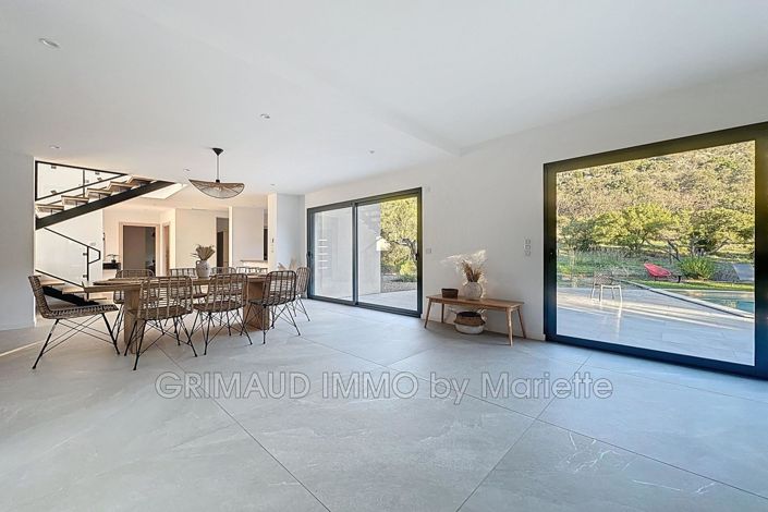 Image No.10-Maison de 4 chambres à vendre à Le Plan-de-la-Tour