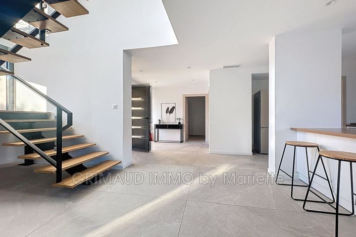 Image No.11-Maison de 4 chambres à vendre à Le Plan-de-la-Tour