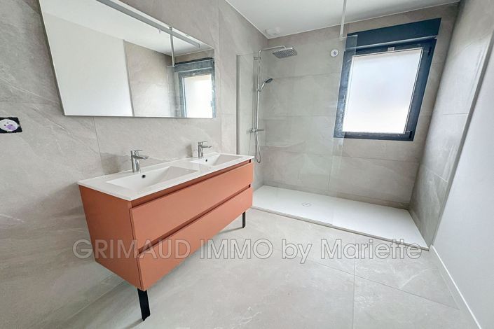 Image No.17-Maison de 4 chambres à vendre à Le Plan-de-la-Tour