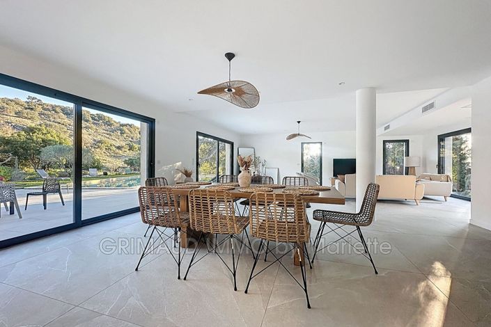 Image No.7-Maison de 4 chambres à vendre à Le Plan-de-la-Tour