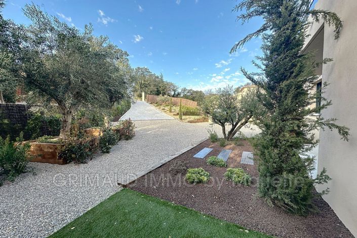 Image No.9-Maison de 4 chambres à vendre à Le Plan-de-la-Tour