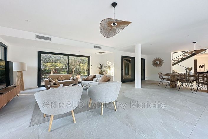 Image No.9-Maison de 4 chambres à vendre à Le Plan-de-la-Tour