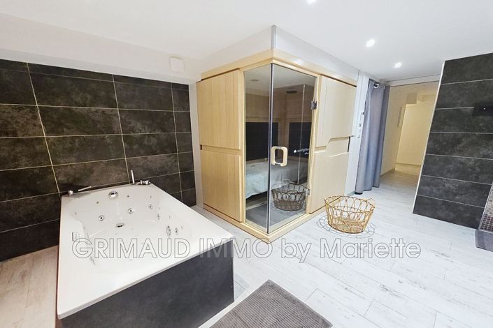 Image No.7-3 Bed Apartment for sale