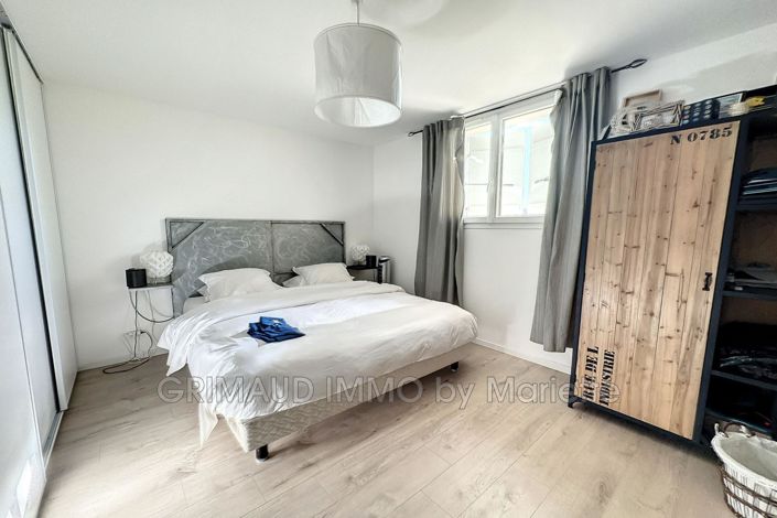 Image No.15-7 Bed House for sale