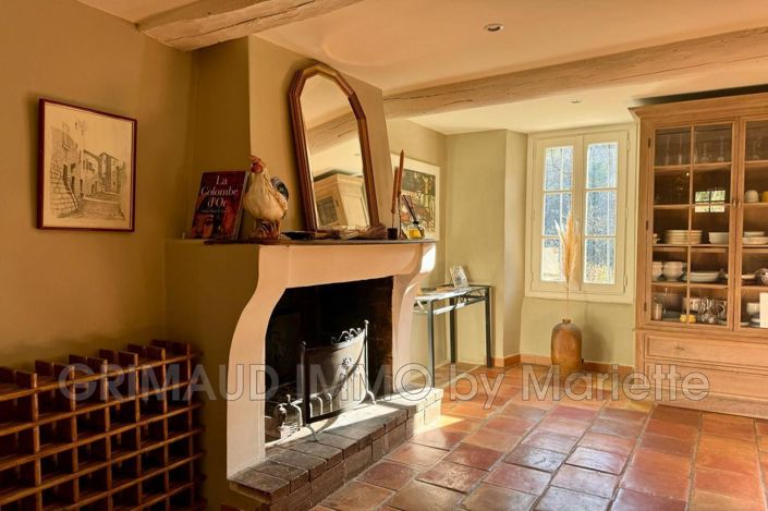 Image No.11-3 Bed House for sale