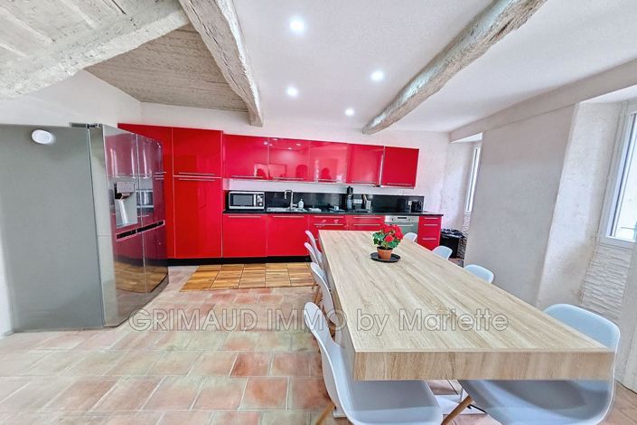 Image No.3-4 Bed House for sale