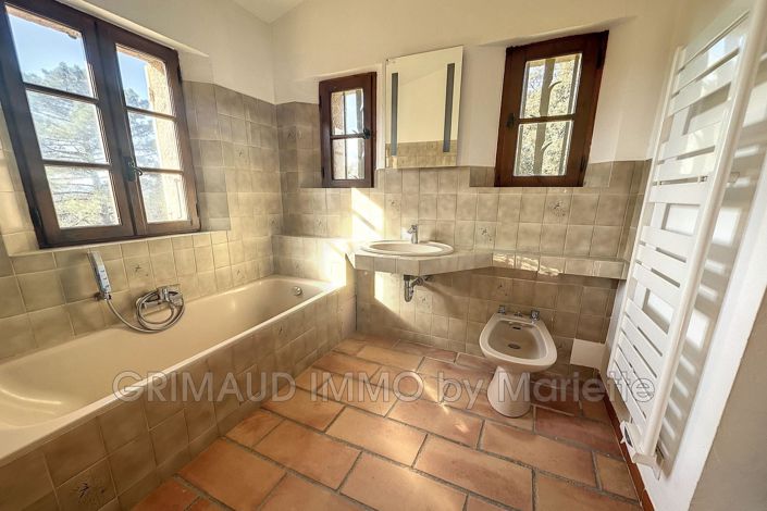 Image No.11-Maison de 1 chambre à vendre à La Garde-Freinet