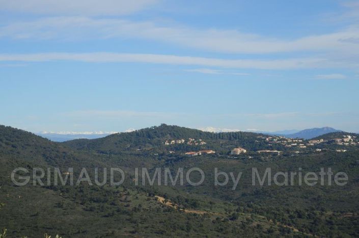 Image No.11-5 Bed House for sale