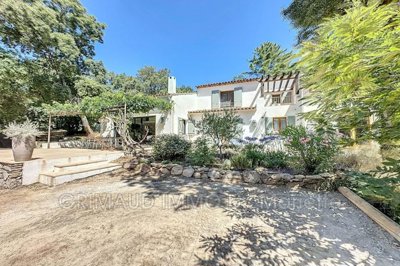 Maison de 3 chambres à vendre à La Garde-Freinet