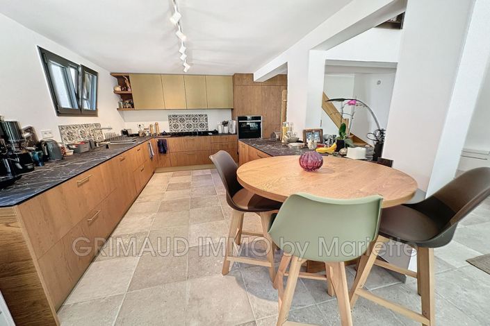 Image No.7-Maison de 3 chambres à vendre à La Garde-Freinet