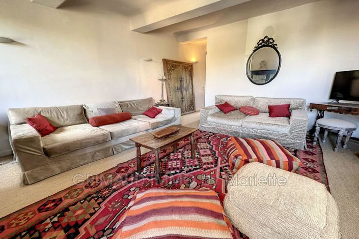 Image No.13-7 Bed House for sale