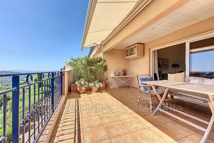 Image No.1-4 Bed Apartment for sale