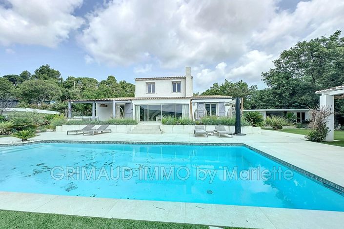 Image No.1-3 Bed House for sale