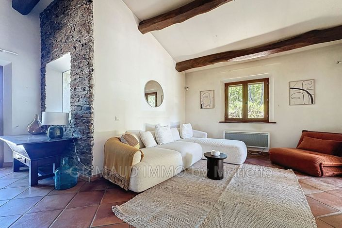 Image No.12-4 Bed House for sale