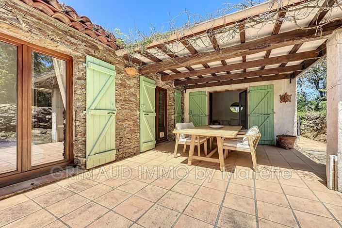 Image No.9-4 Bed House for sale