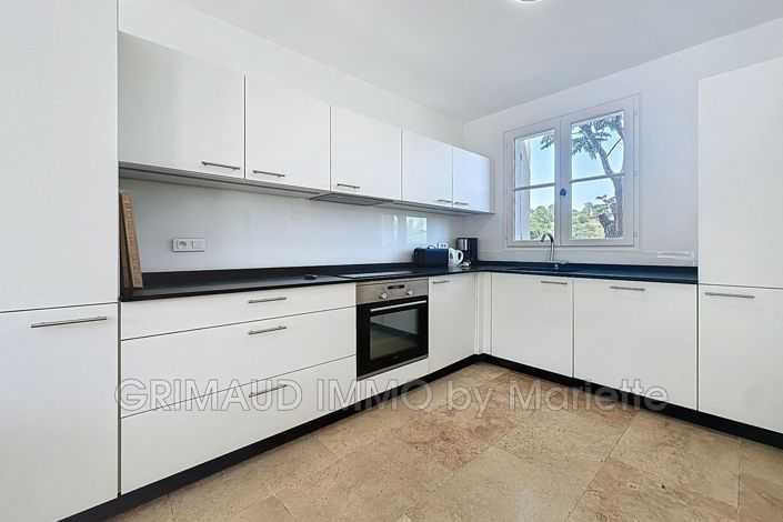 Image No.5-Maison de 3 chambres à vendre à Grimaud