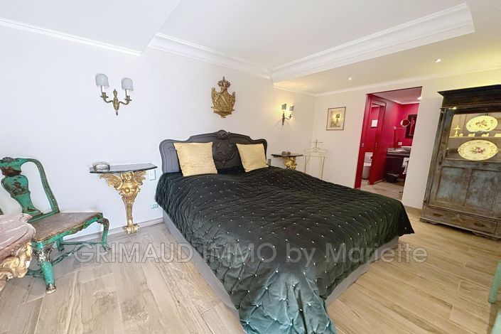 Image No.7-4 Bed House for sale