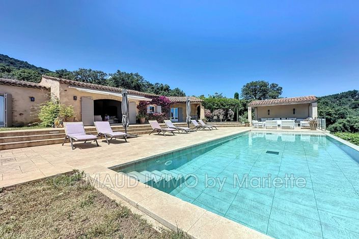 Image No.1-4 Bed House for sale