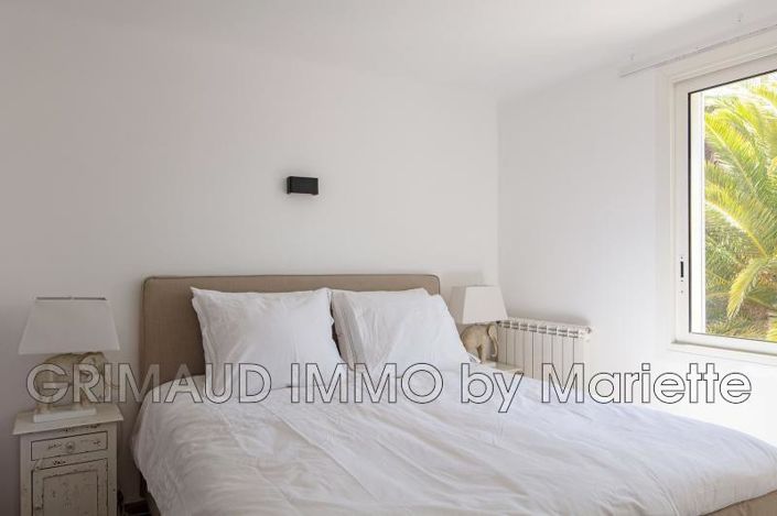 Image No.15-5 Bed House for sale