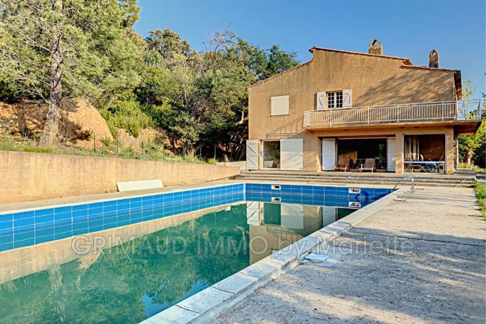 Image No.1-5 Bed House for sale