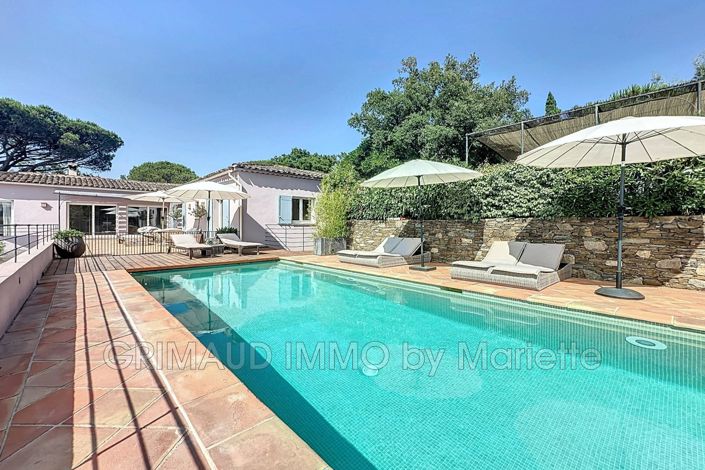 Image No.1-7 Bed House for sale