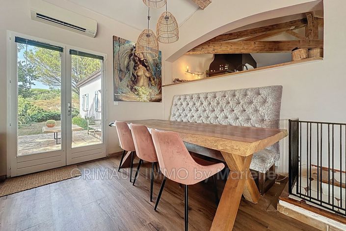 Image No.14-7 Bed House for sale