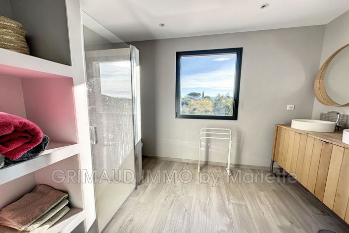 Image No.15-Maison de 5 chambres à vendre à Grimaud