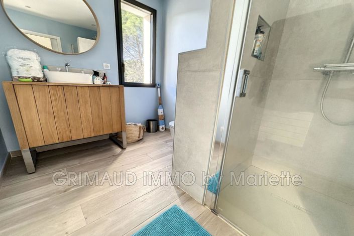 Image No.18-Maison de 5 chambres à vendre à Grimaud