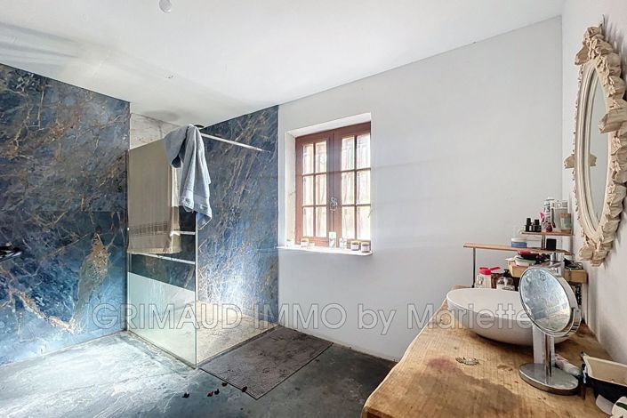 Image No.10-4 Bed House for sale