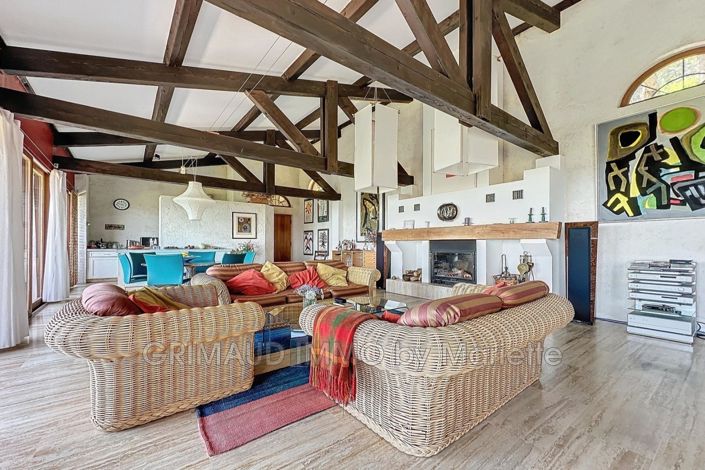 Image No.13-5 Bed House for sale