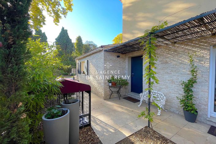 Image No.6-3 Bed House for sale