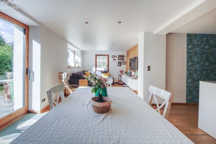 Image No.1-3 Bed Apartment for sale