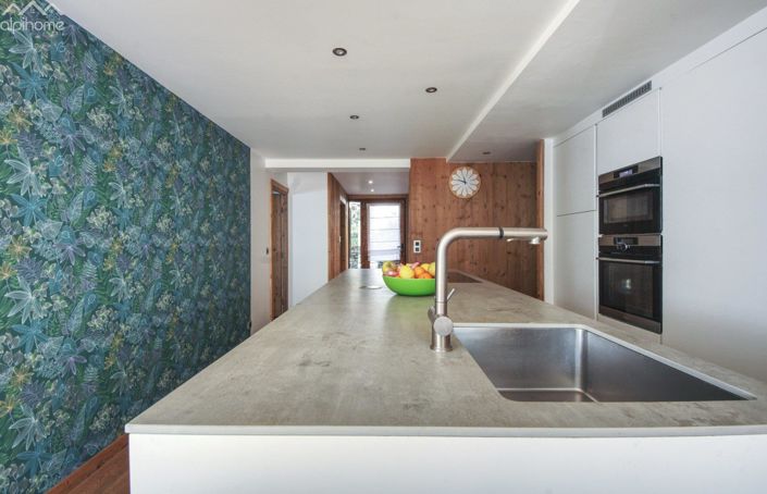 Image No.3-3 Bed Apartment for sale