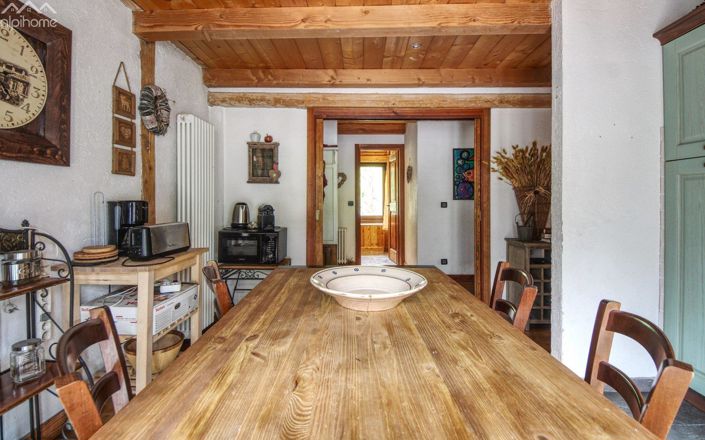 Image No.20-3 Bed Apartment for sale