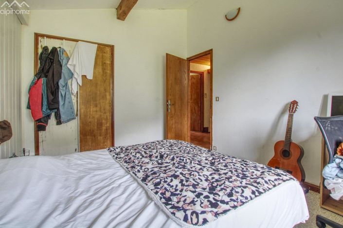 Image No.13-5 Bed House for sale