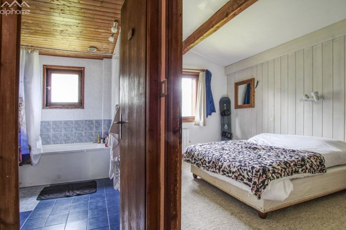 Image No.14-5 Bed House for sale