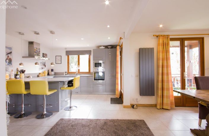 Image No.16-4 Bed House for sale