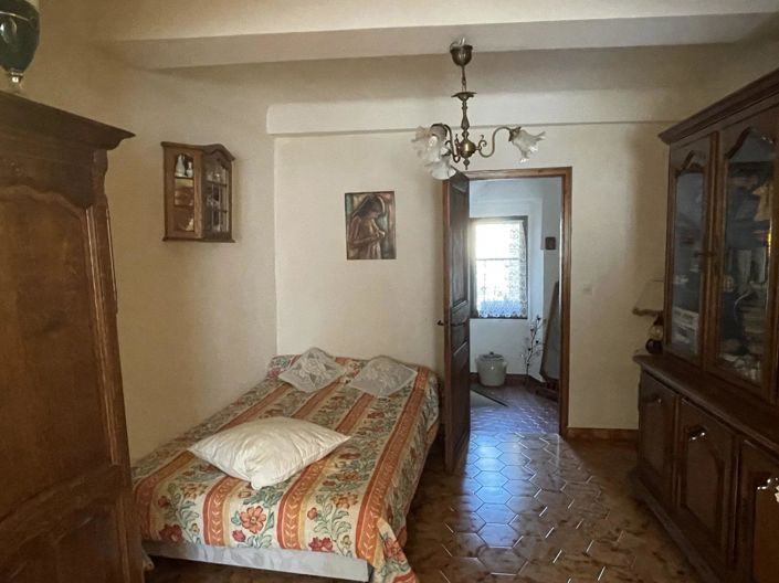 Image No.2-2 Bed House for sale