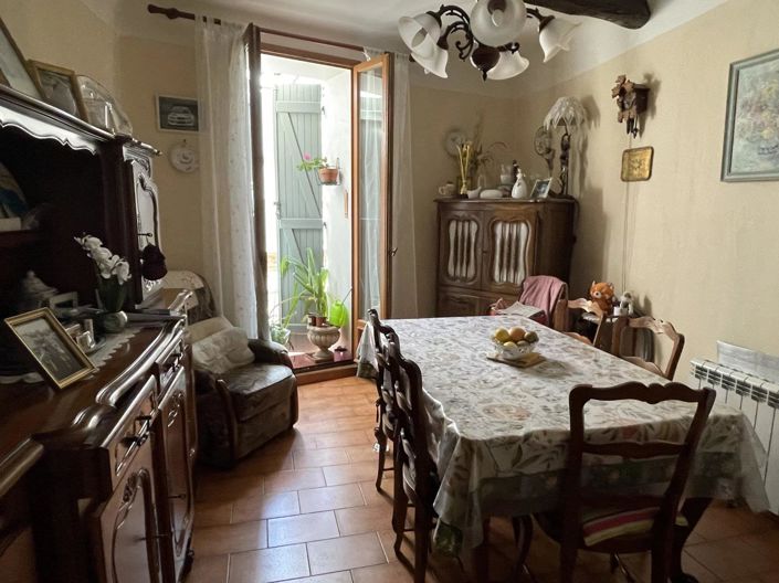 Image No.4-2 Bed House for sale