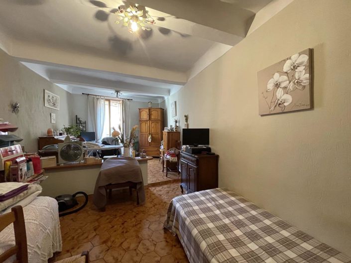 Image No.6-2 Bed House for sale