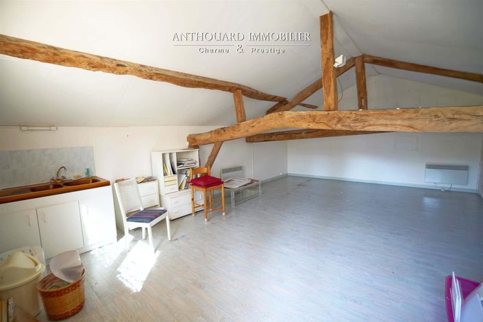 Image No.22-6 Bed House for sale