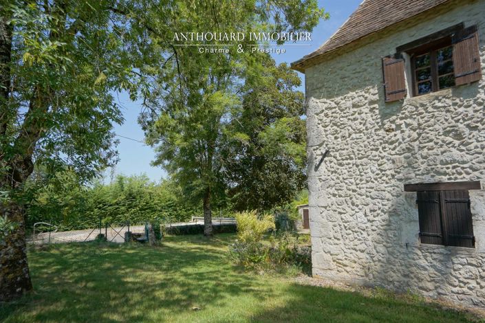 Image No.7-6 Bed House for sale