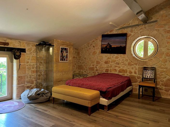 Image No.15-4 Bed House for sale