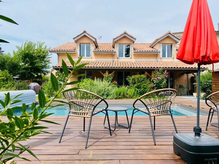 Image No.1-3 Bed House for sale