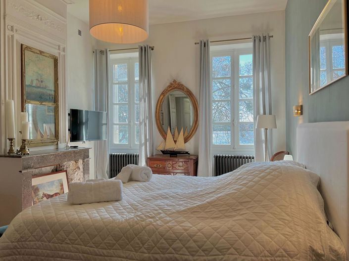 Image No.12-10 Bed House for sale