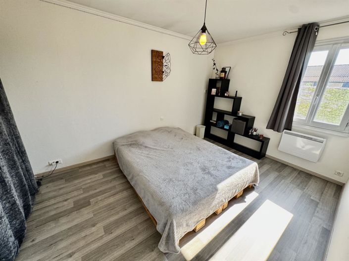 Image No.17-4 Bed House for sale