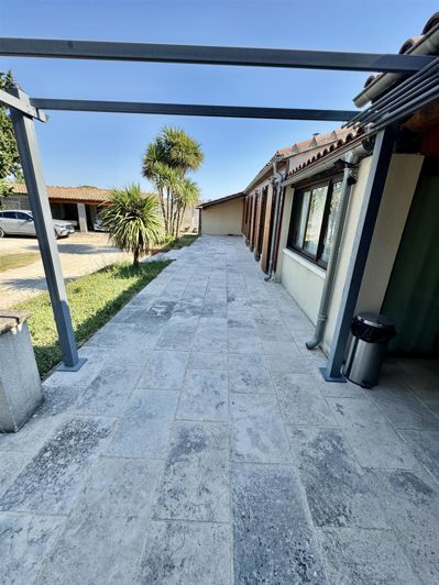 Image No.28-4 Bed House for sale