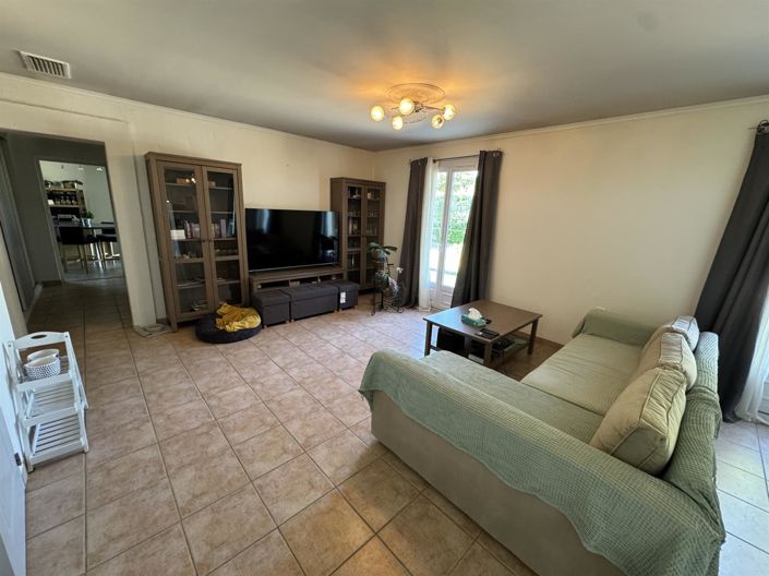 Image No.5-4 Bed House for sale