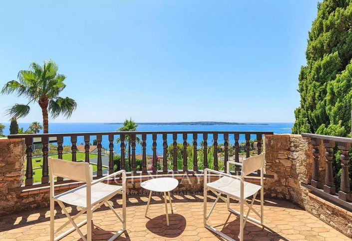 Image No.1-4 Bed House for sale